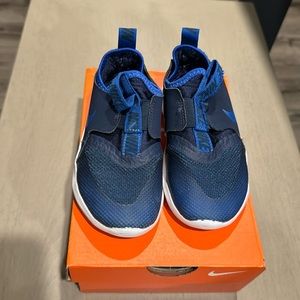 9C Nike flex runner (TD) game Royal royal blue size 9 shoes